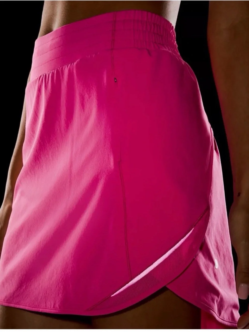Lululemon Hotty Hot High-Rise Skirt Size 2 Hot Pink Built-In Shorts