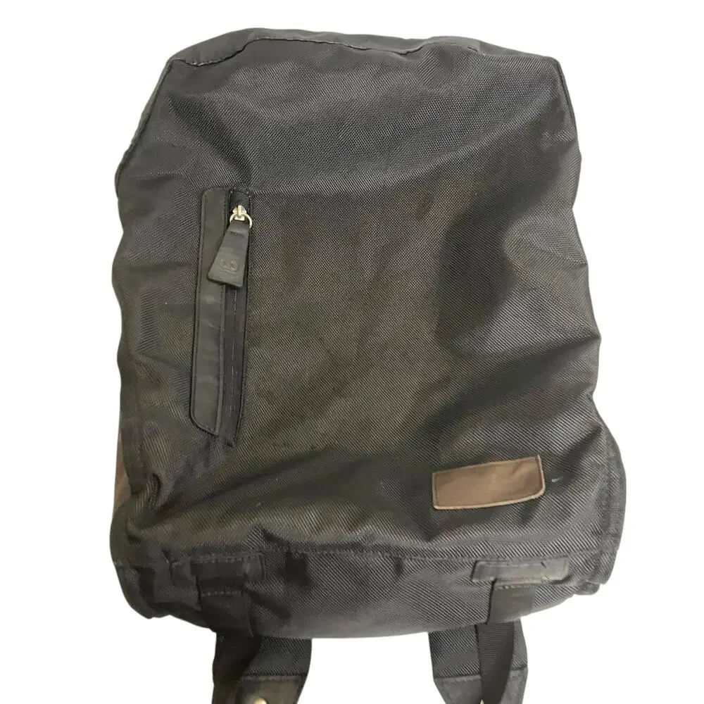 LOOPTWORKS upcycled laptop
