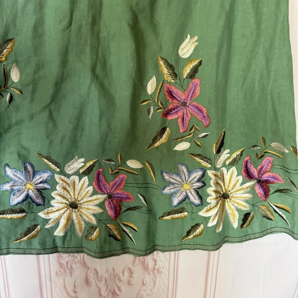 Donna Karen DKNY 100% Linen Embroidered Flowy Green Skirt Women's Size 10 Boho