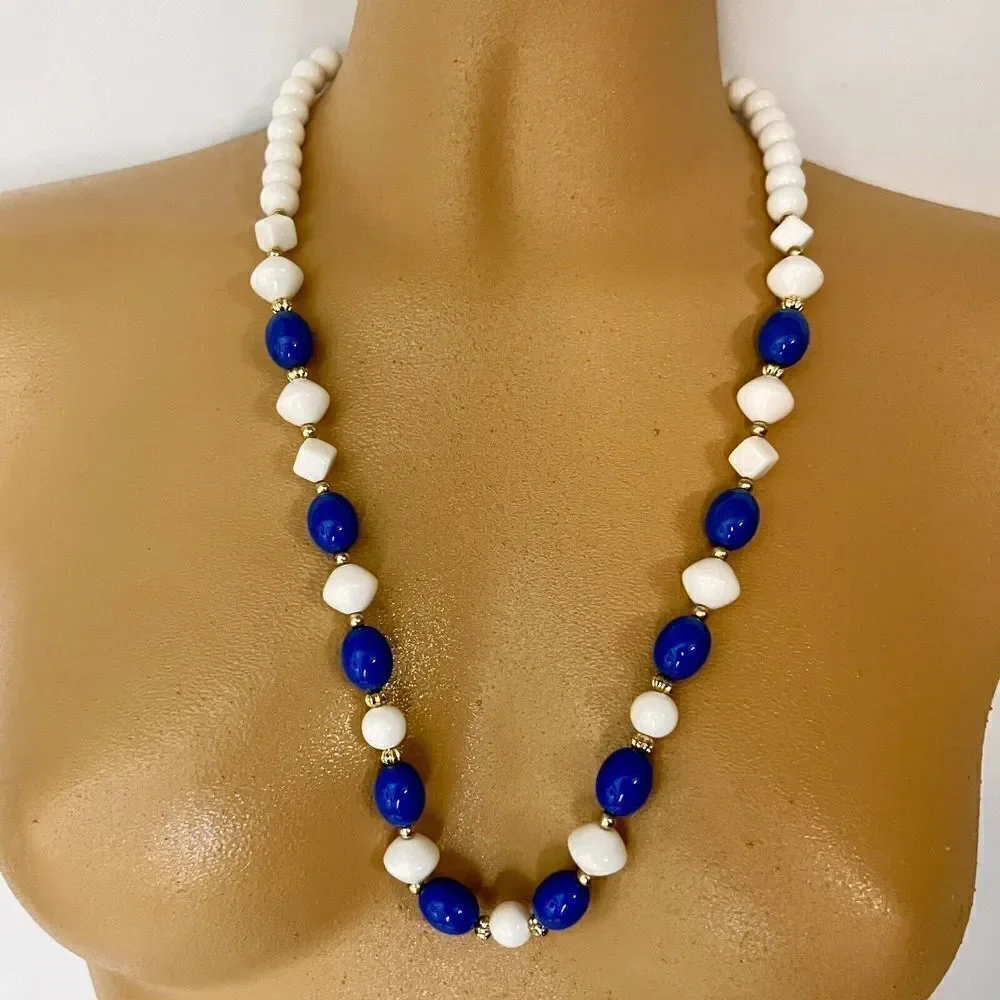 Vintage Lucite Necklace Blue White Gold Beads Chunky Beaded 24“ 4654
