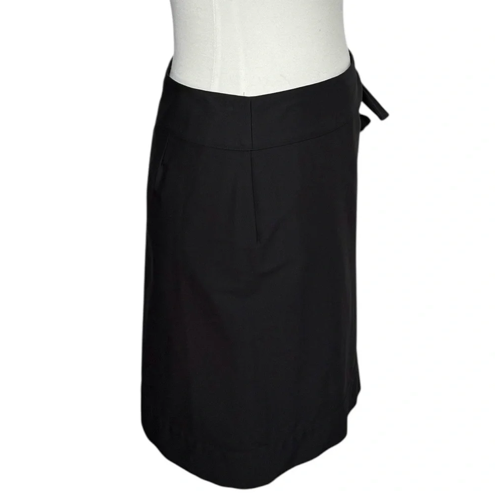 La Perla trims business viscose
