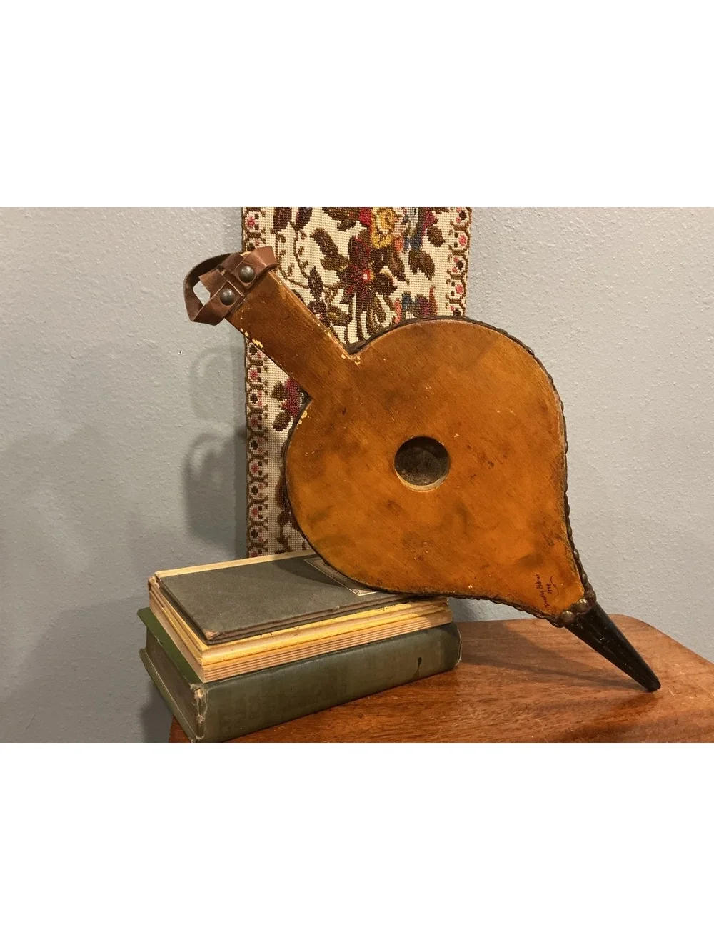 N/A charming vintage