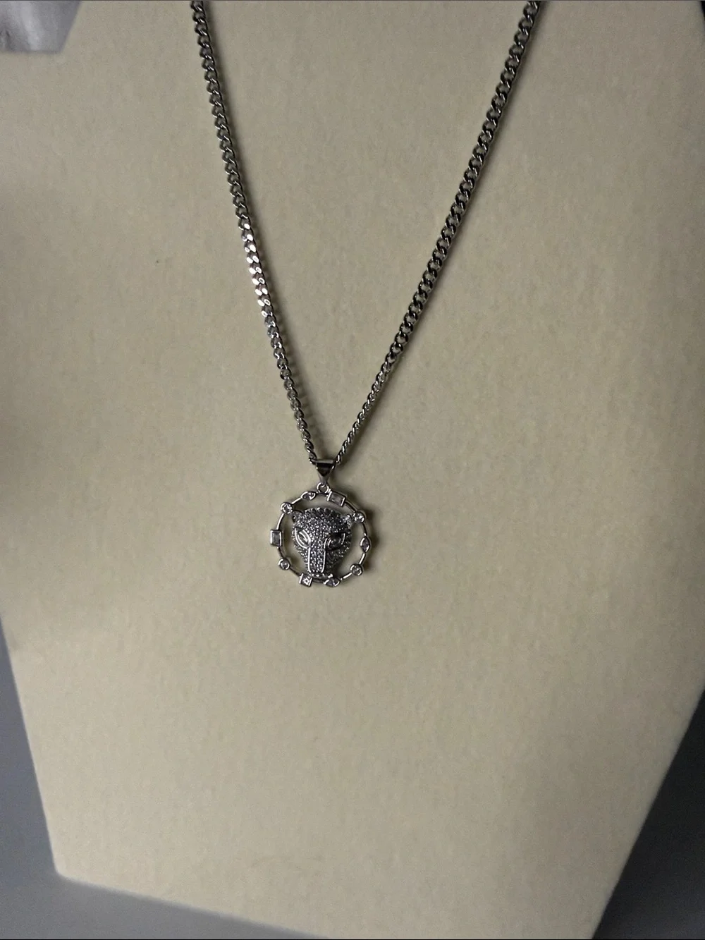 18k Triple Plated Panther Head Pendant Necklace