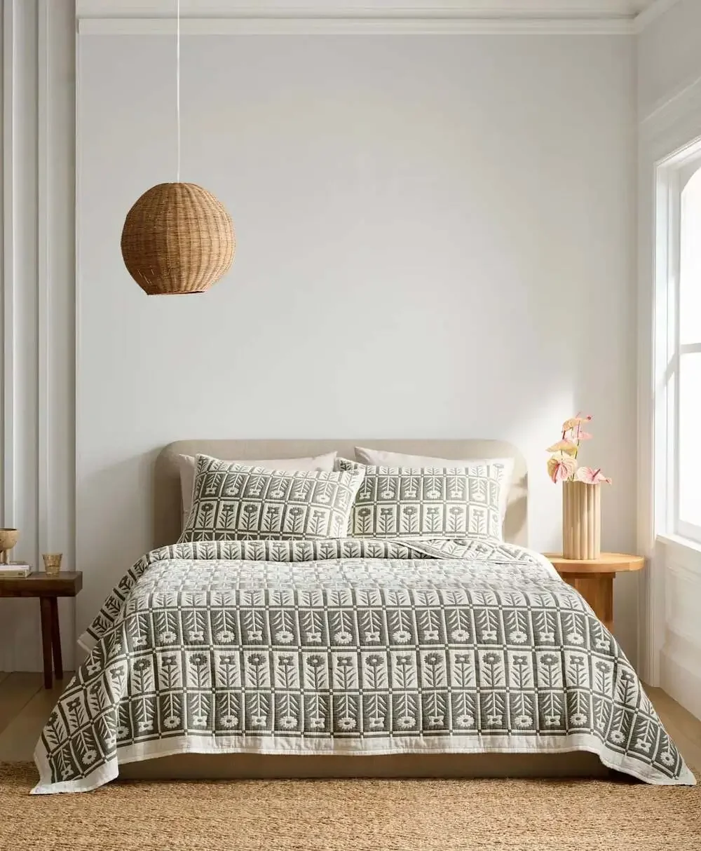 Quince organic cotton
