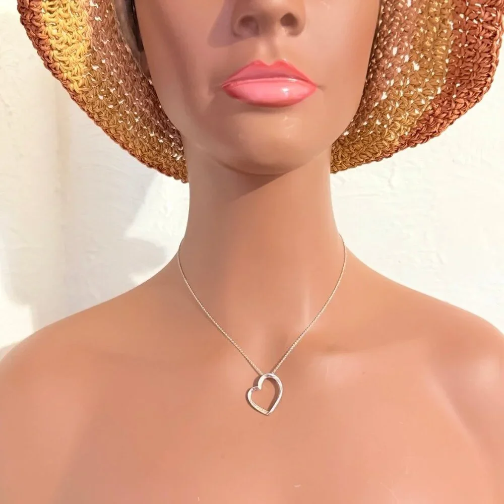 Lovely‎ 14K White Gold Diamond Heart Necklace