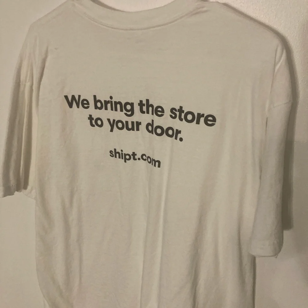 Shipt Shopper gear. 7 T-shirts. 6 of them are size XL & 1 of them is size L