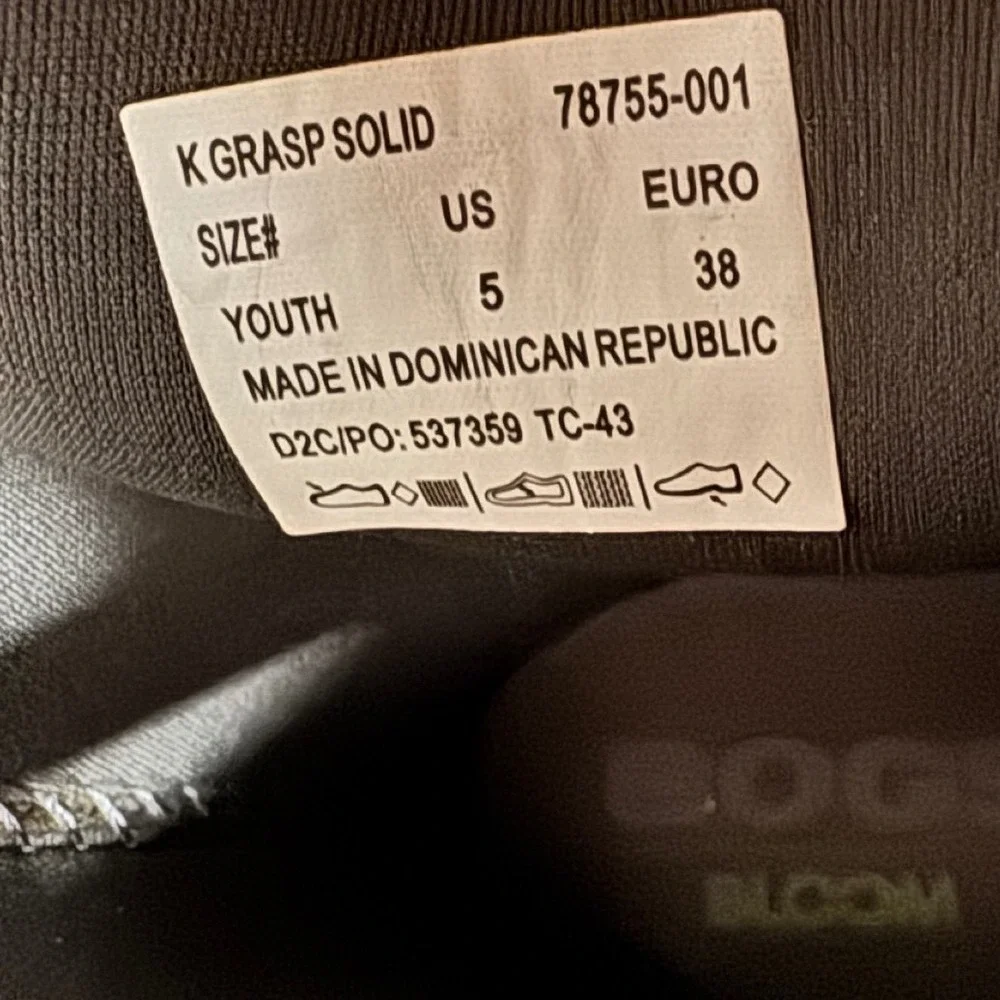 Bogs grasp solid