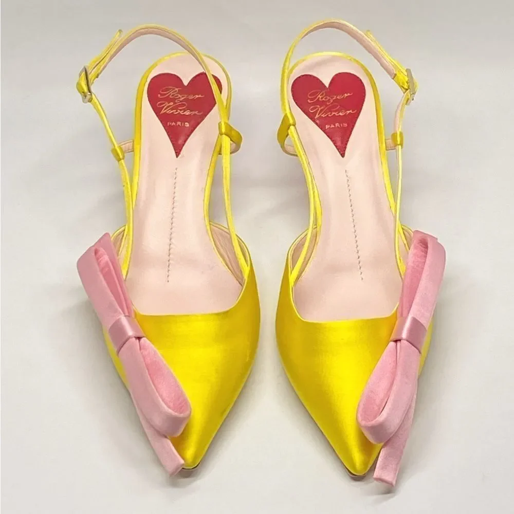 Roger Vivier 55mm Virgule Bow satin pumps size 36.5
