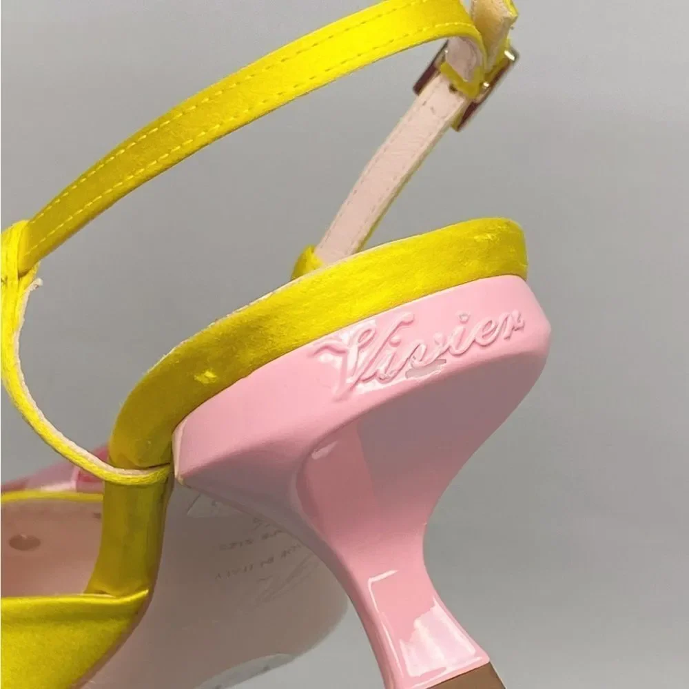 Roger Vivier 55mm Virgule Bow satin pumps size 36.5
