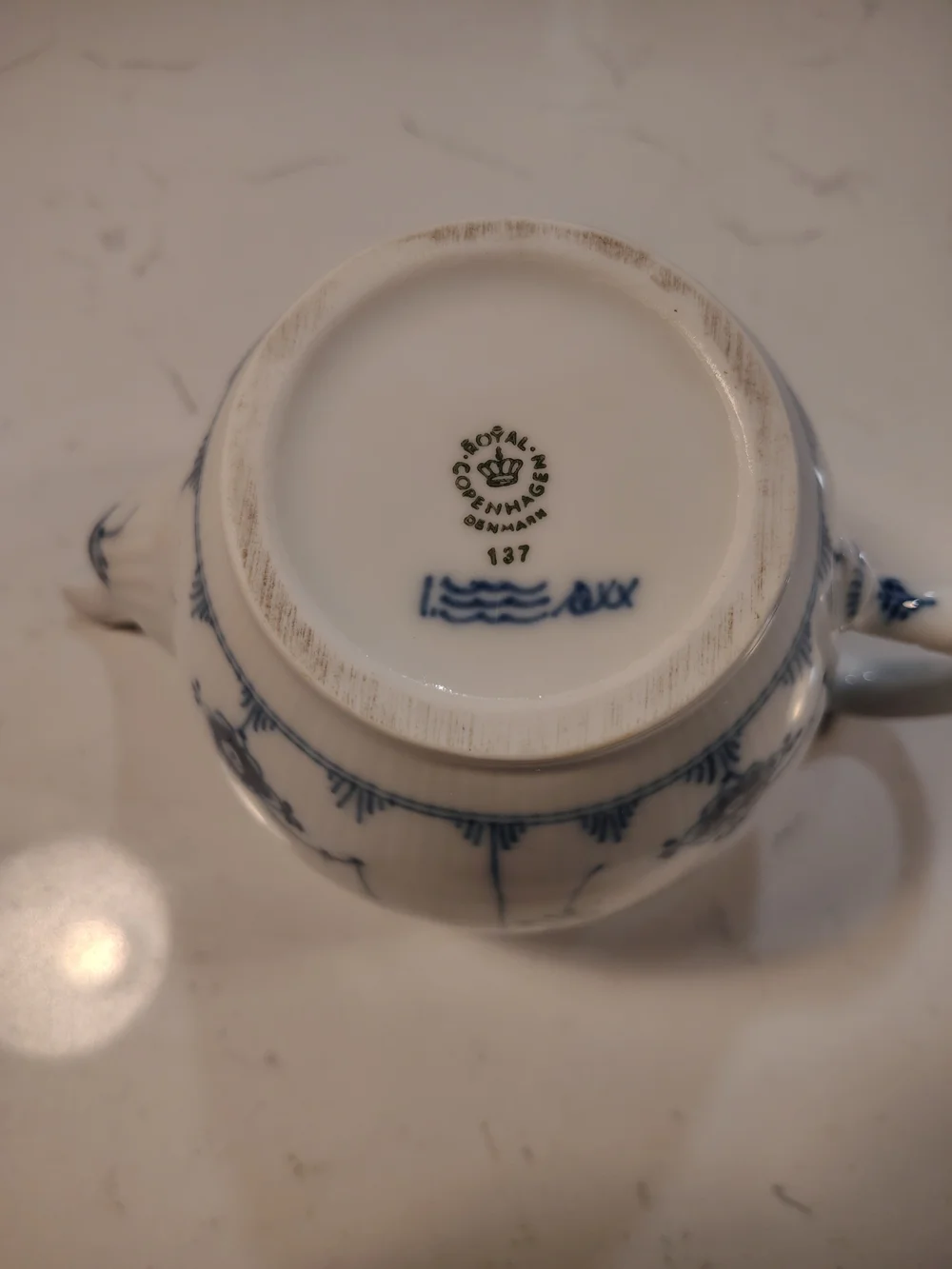 Royal Copenhagen elegant round