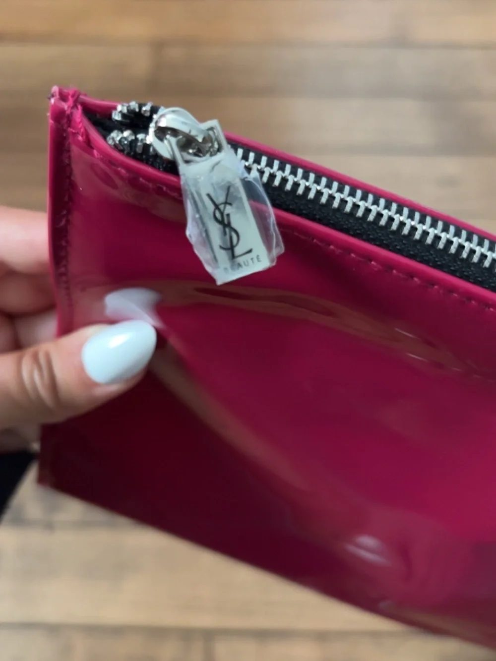 Yves Saint Laurent ysl color accessory