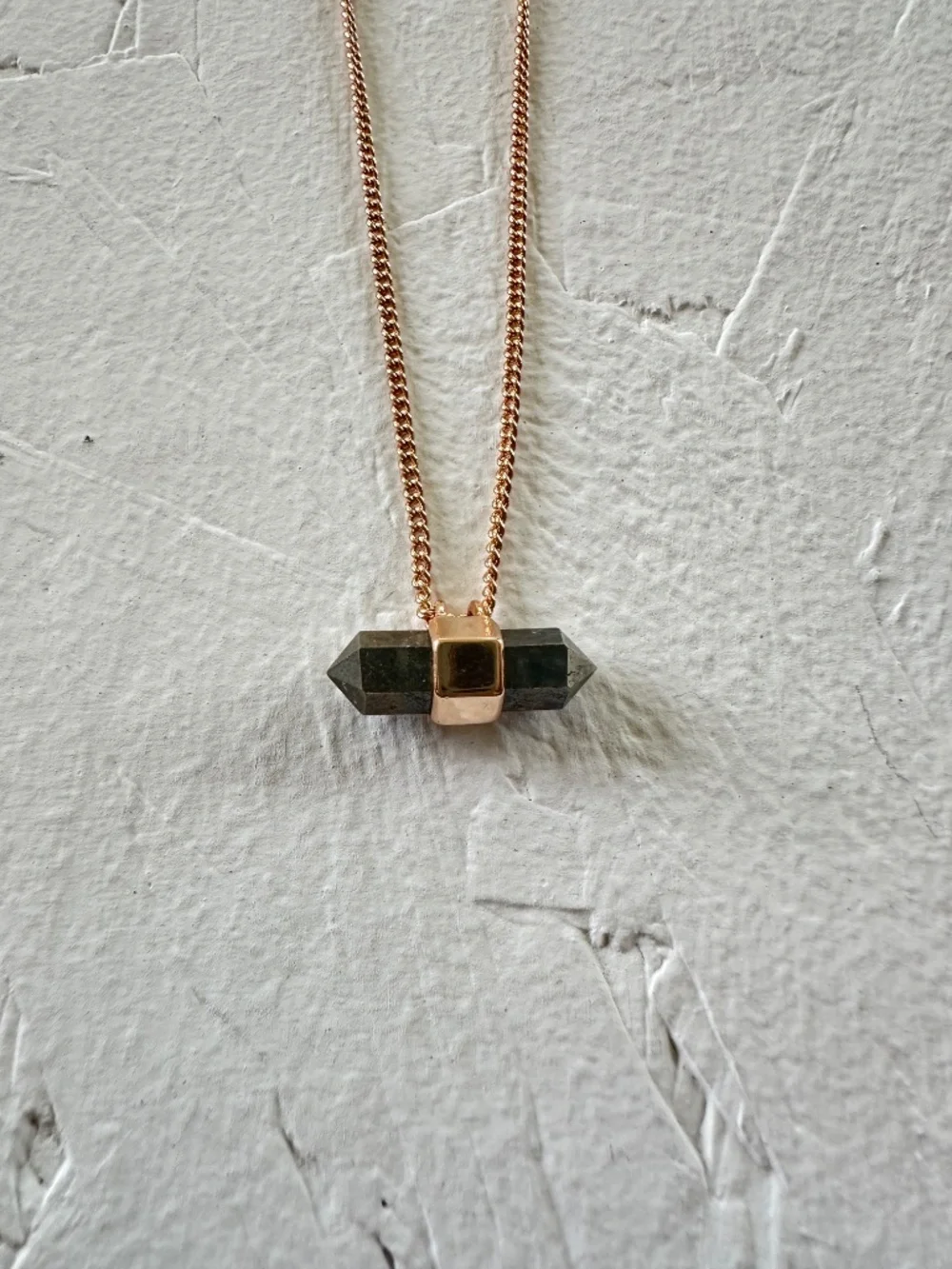 KENDRA SCOTT Amanda Pyrite + Rose Gold Necklace