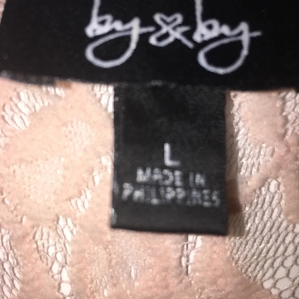 by & by detail lace size