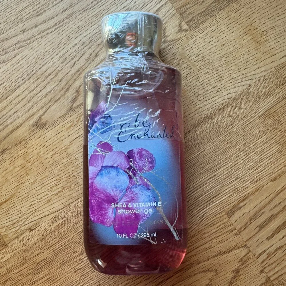 Bath & Body Works bath body