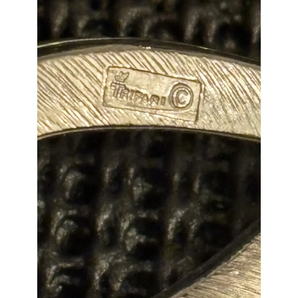 Crown Trifari priced era