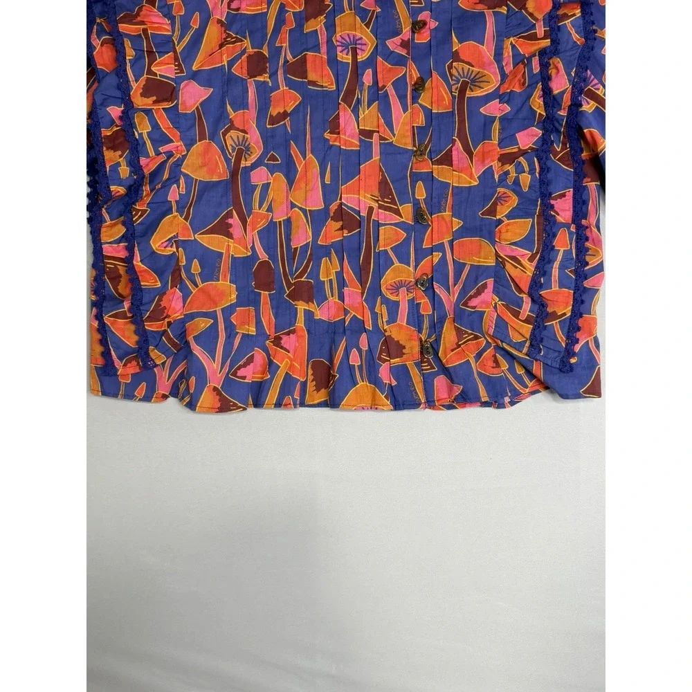 FARM Rio neckline beautiful