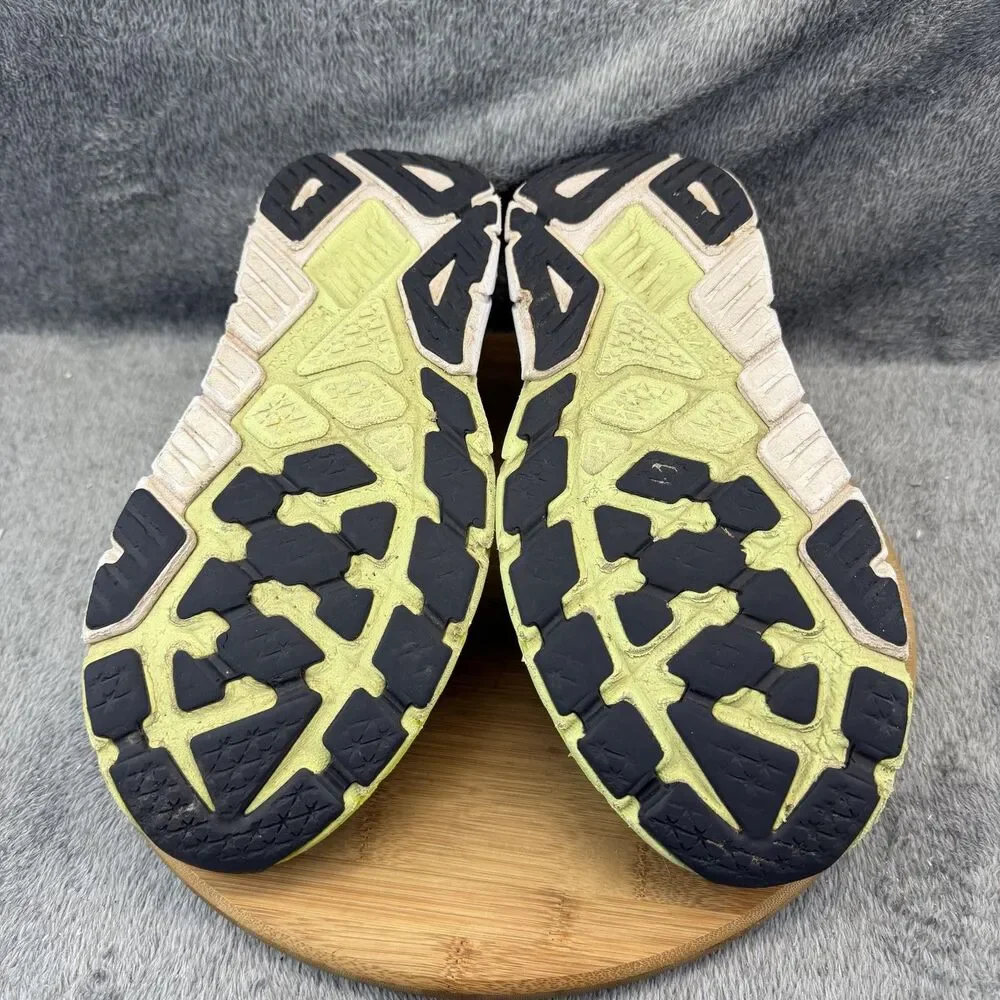 Hoka One One hoka one