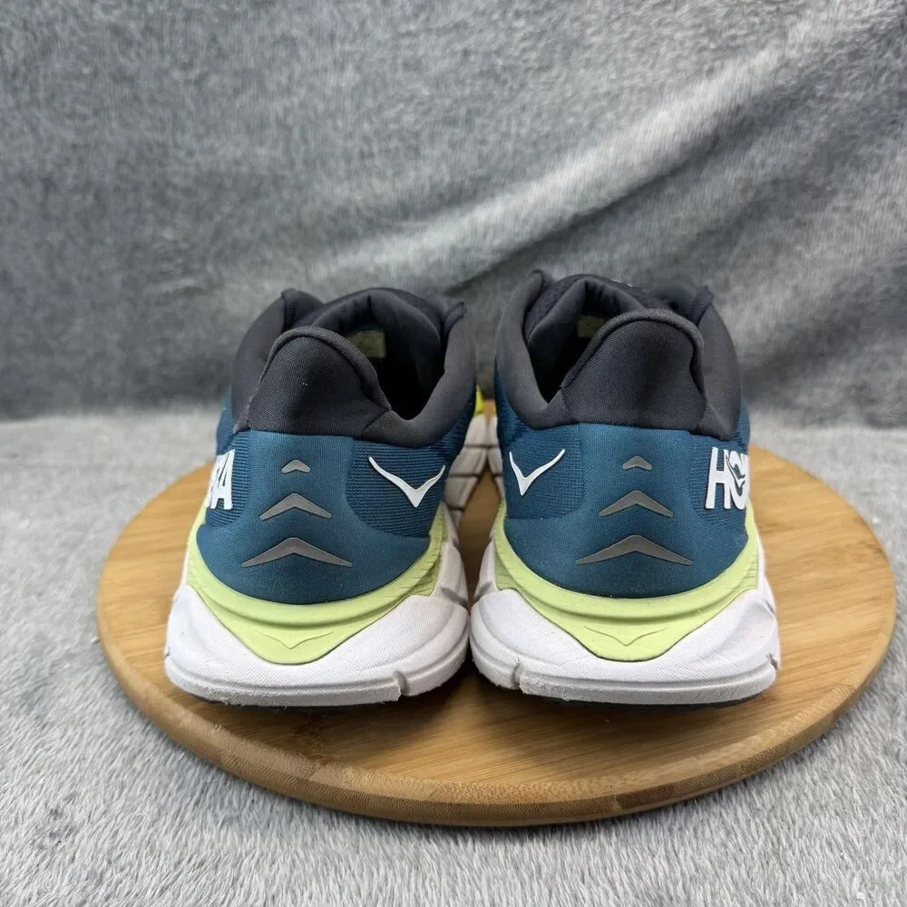 Hoka One One hoka one