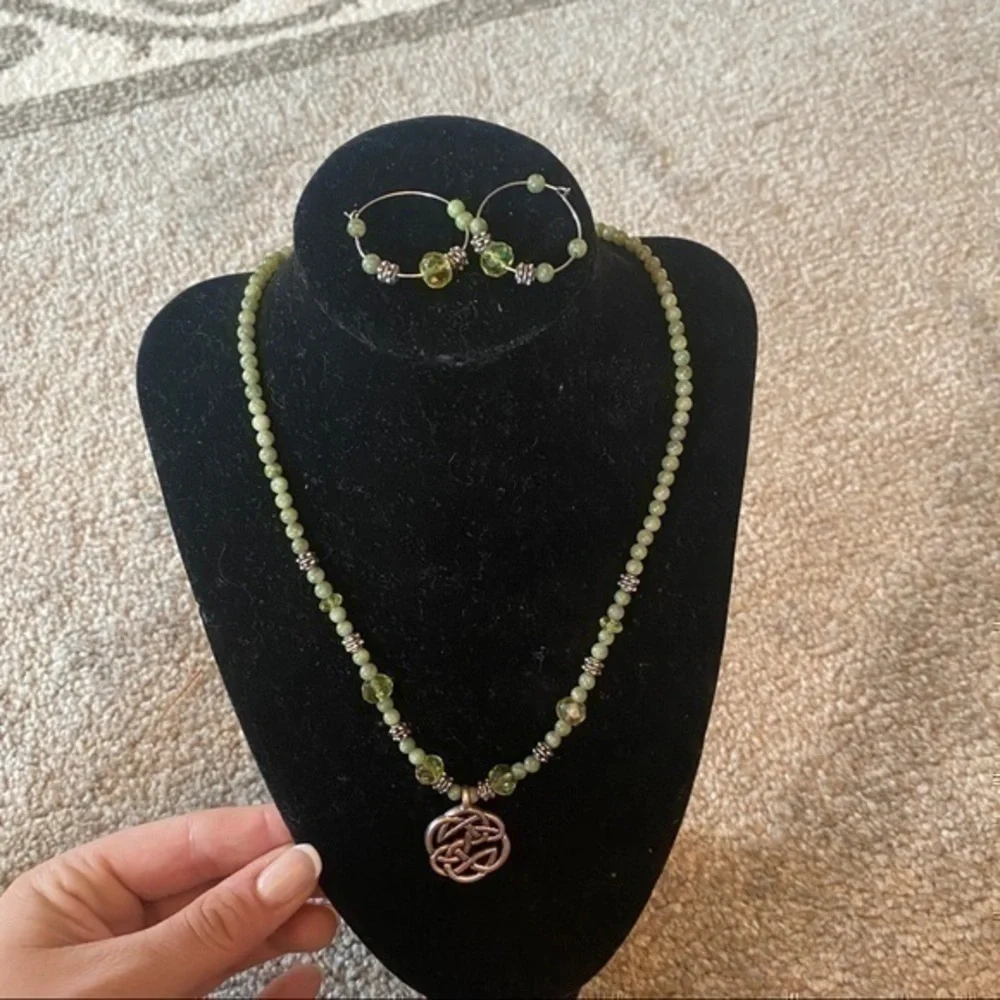 Beautiful green beaded necklace and hoop earrings