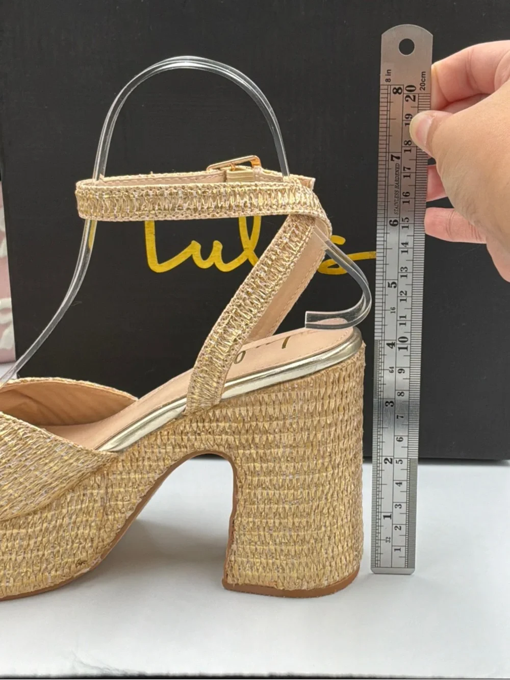 Lulus shiny gold