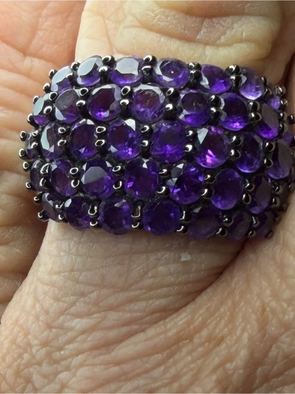 N/A elegant purple
