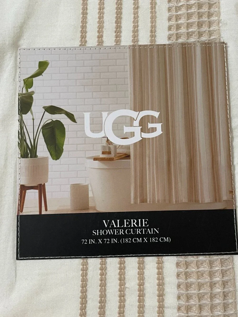 UGG nwot never