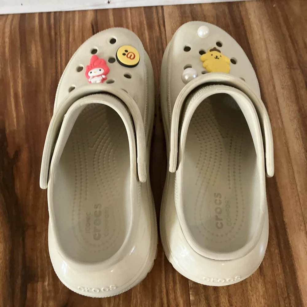 CROCS scuff pictures