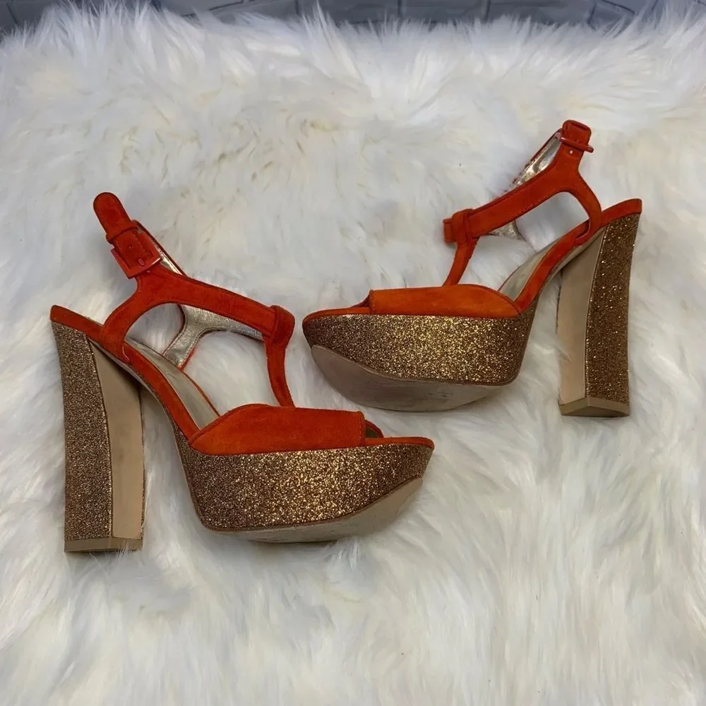 Pelle Moda these appear