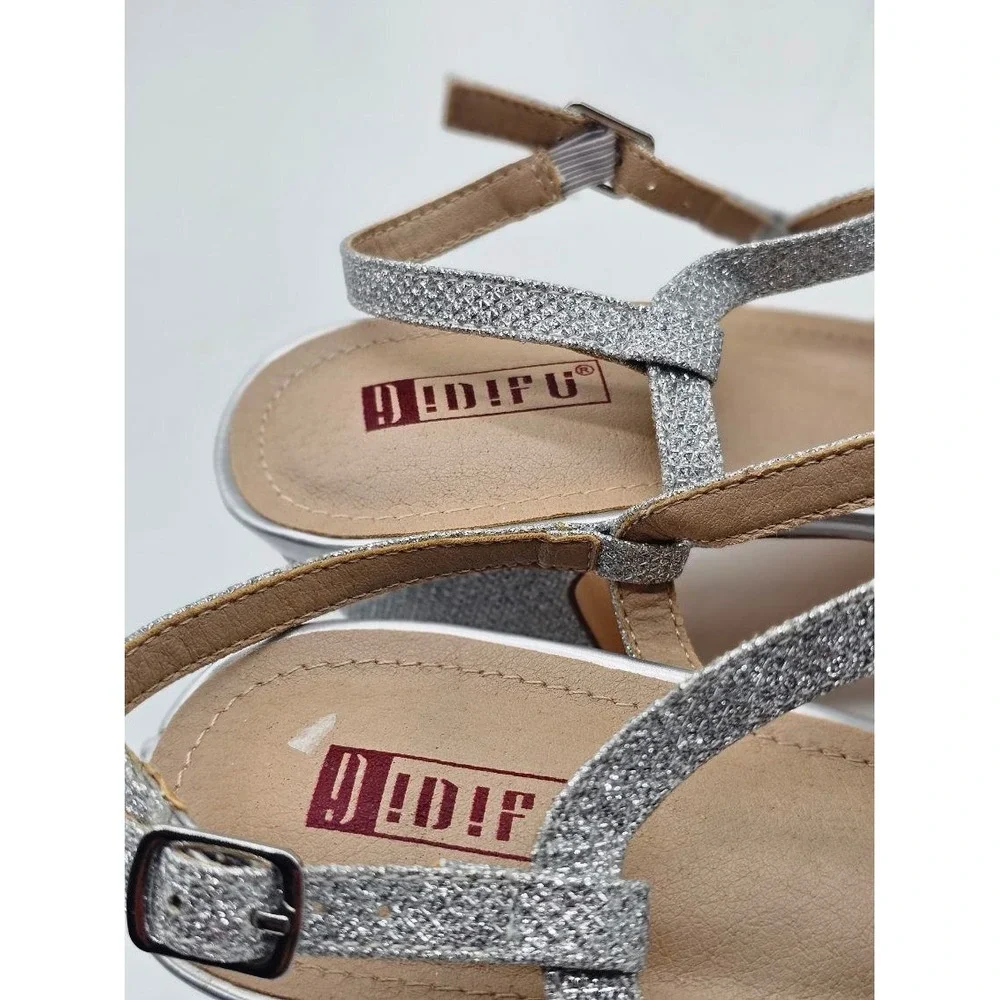 Women IDIFU Pumps Size 9 Silver Party Glitter Block Heel T-Strap HB 9