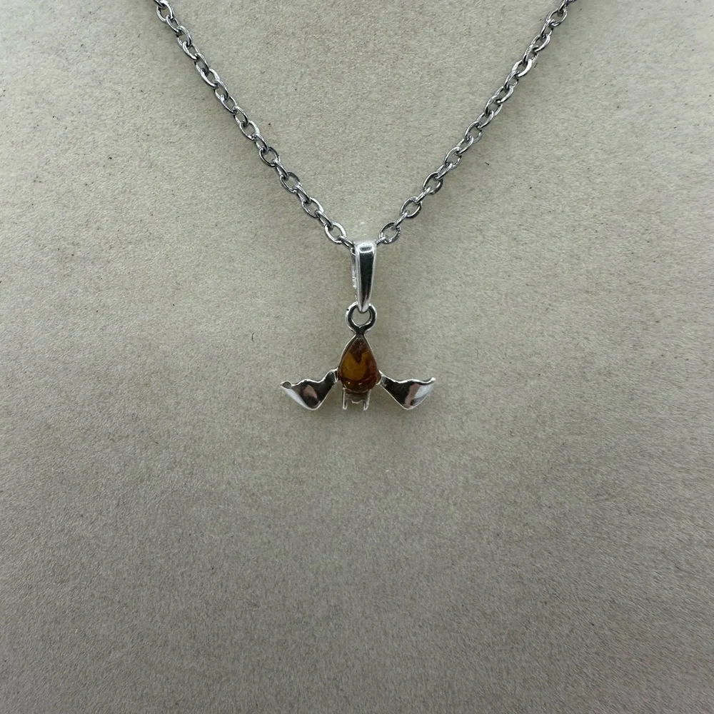None wide pendant