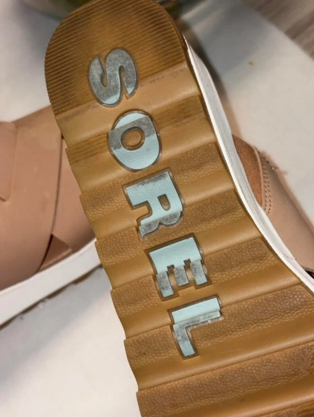 Sorel platform wearability