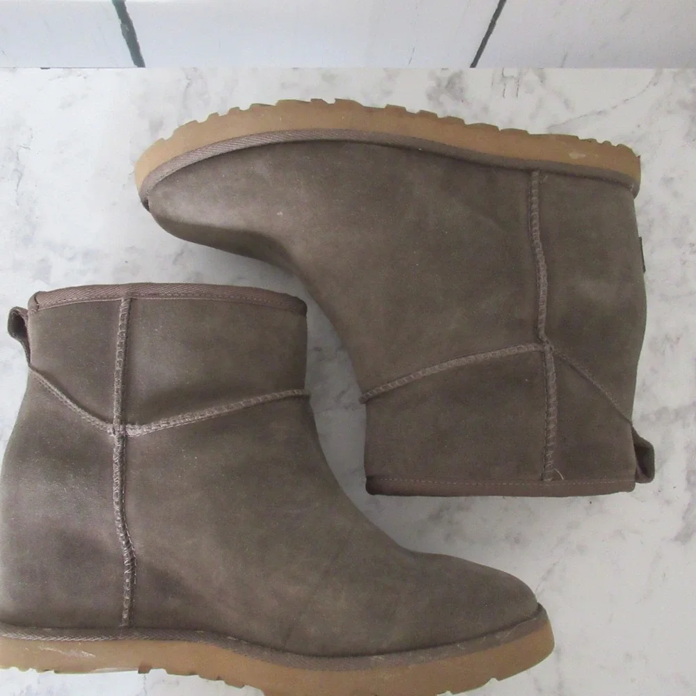 UGG boots size
