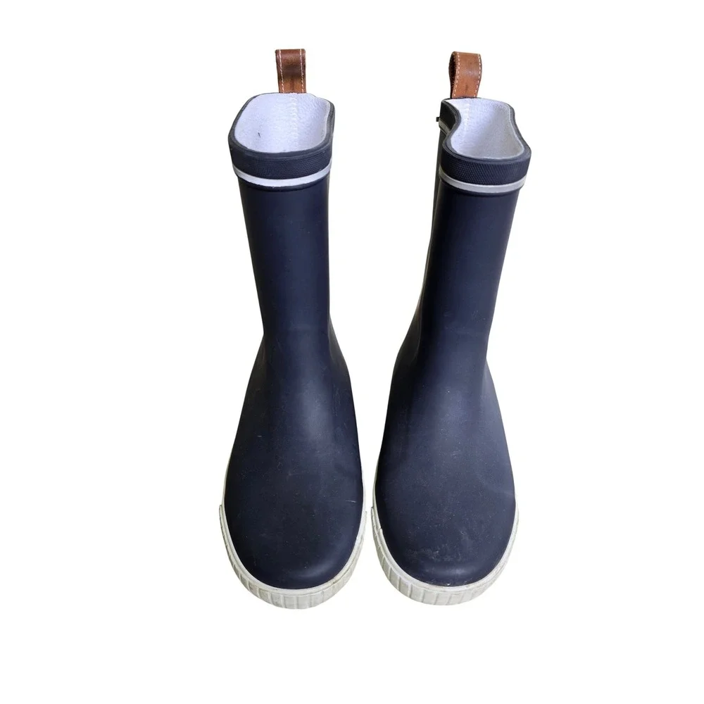 Tretorn rain boots