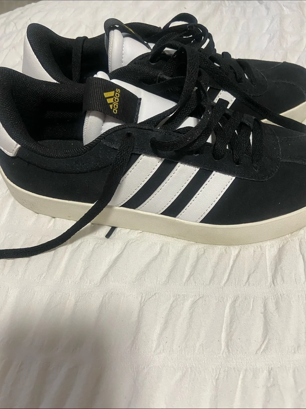 adidas classic design