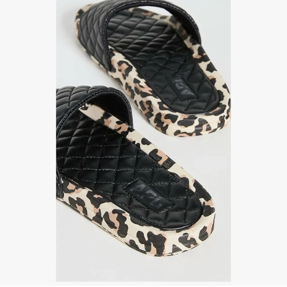 APL:  Women's Lusso Slide, Black/Leopard, 7. NIB. Napa Leather