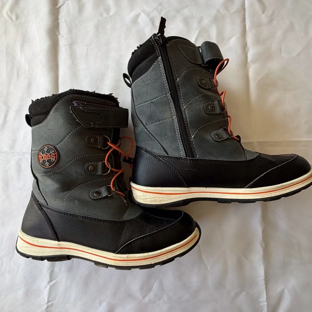 totes diamond gray