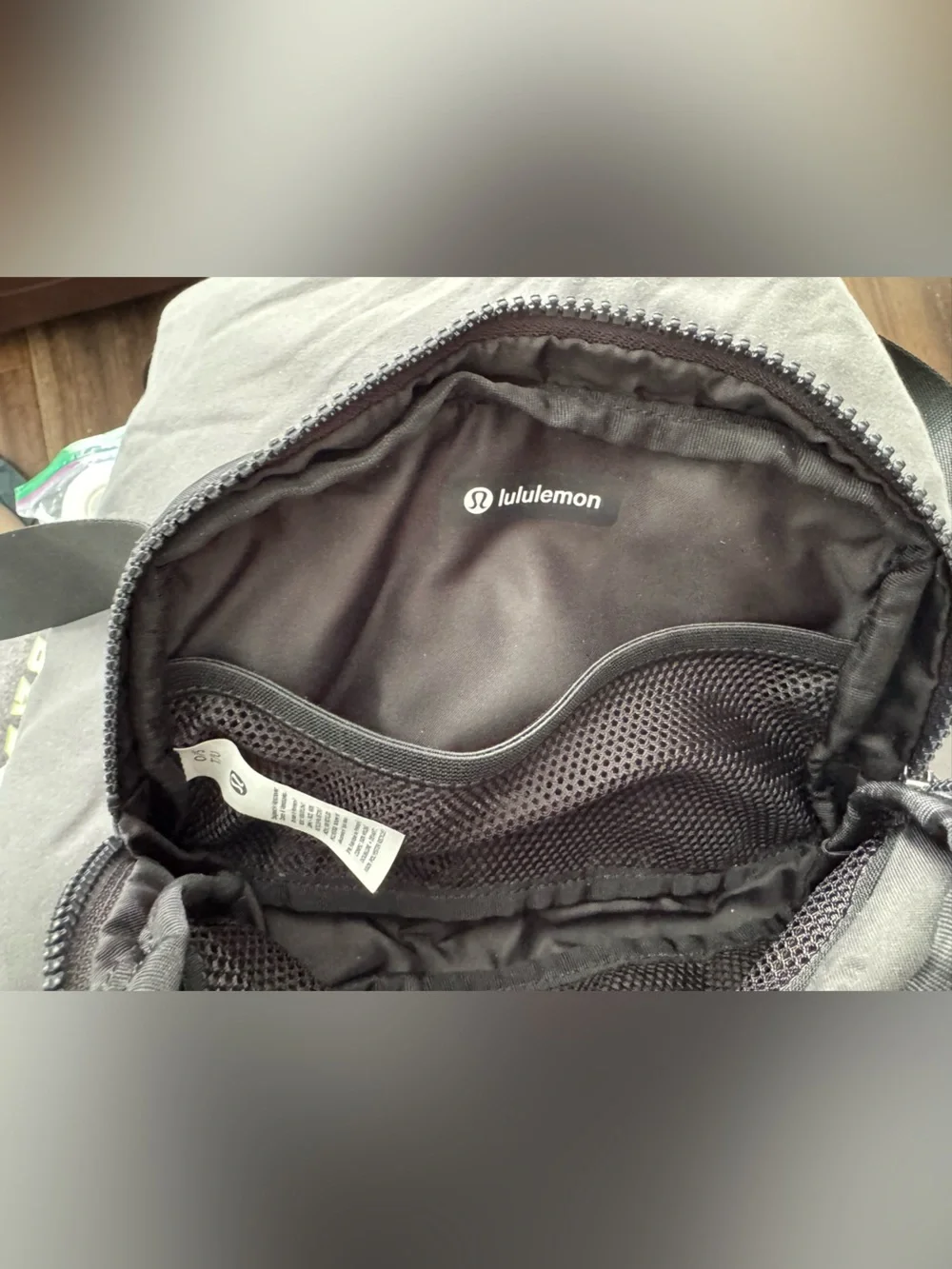 lululemon x UConn athletica Black Belt Bag