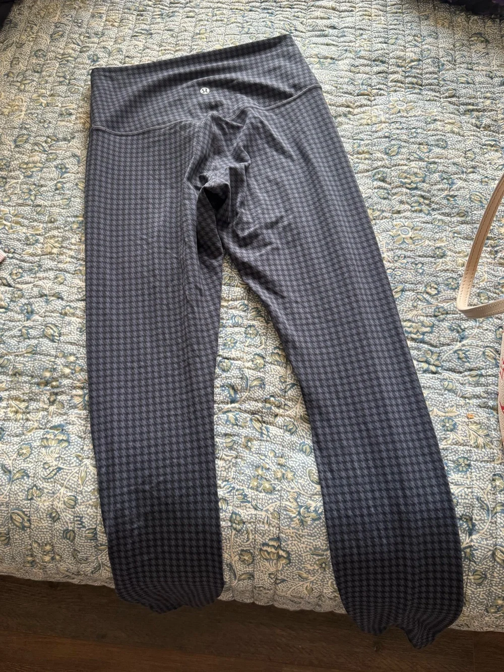 lululemon athletica Black and Dark Gray Houndstooth Leggings