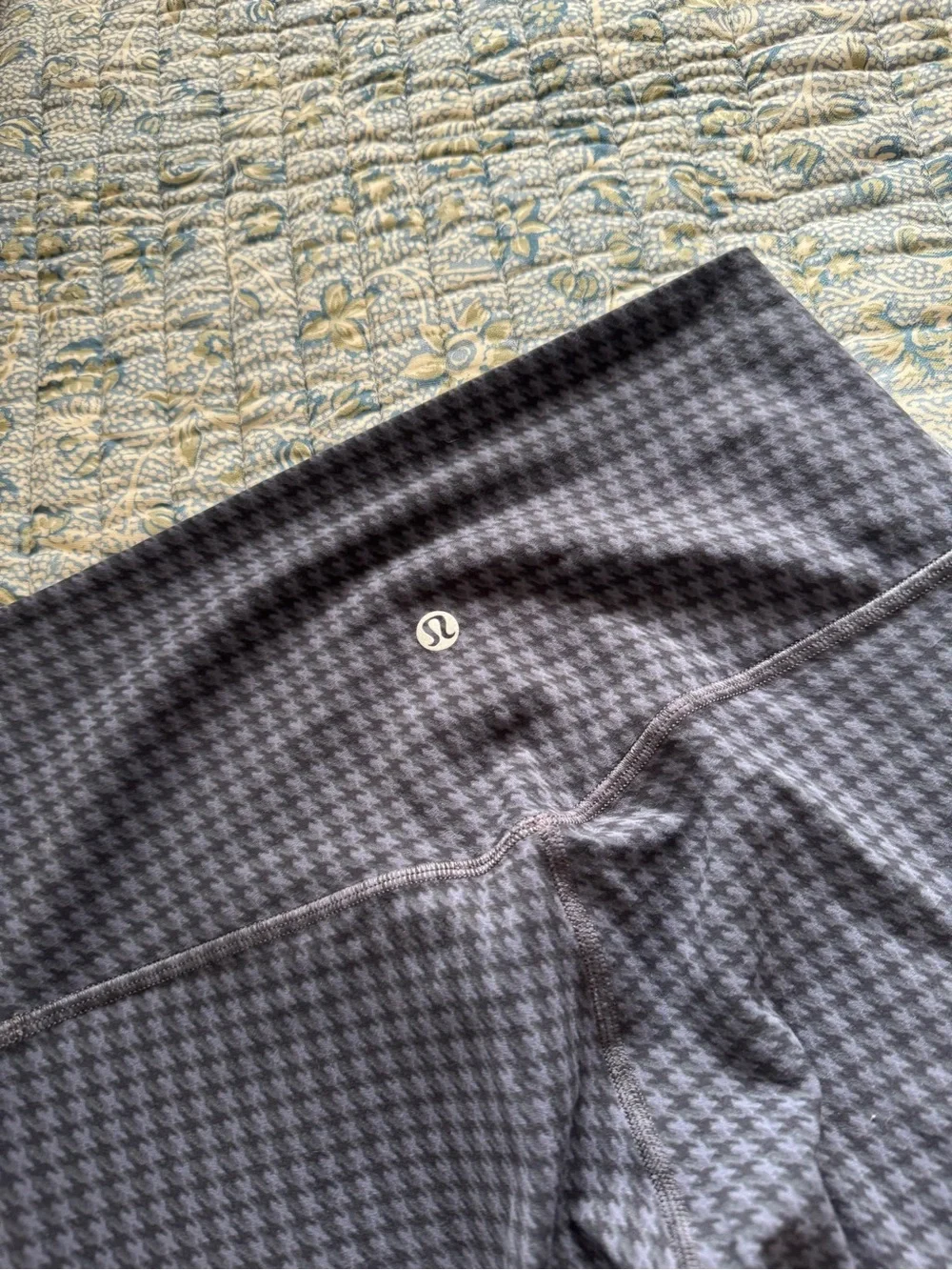 lululemon athletica Black and Dark Gray Houndstooth Leggings