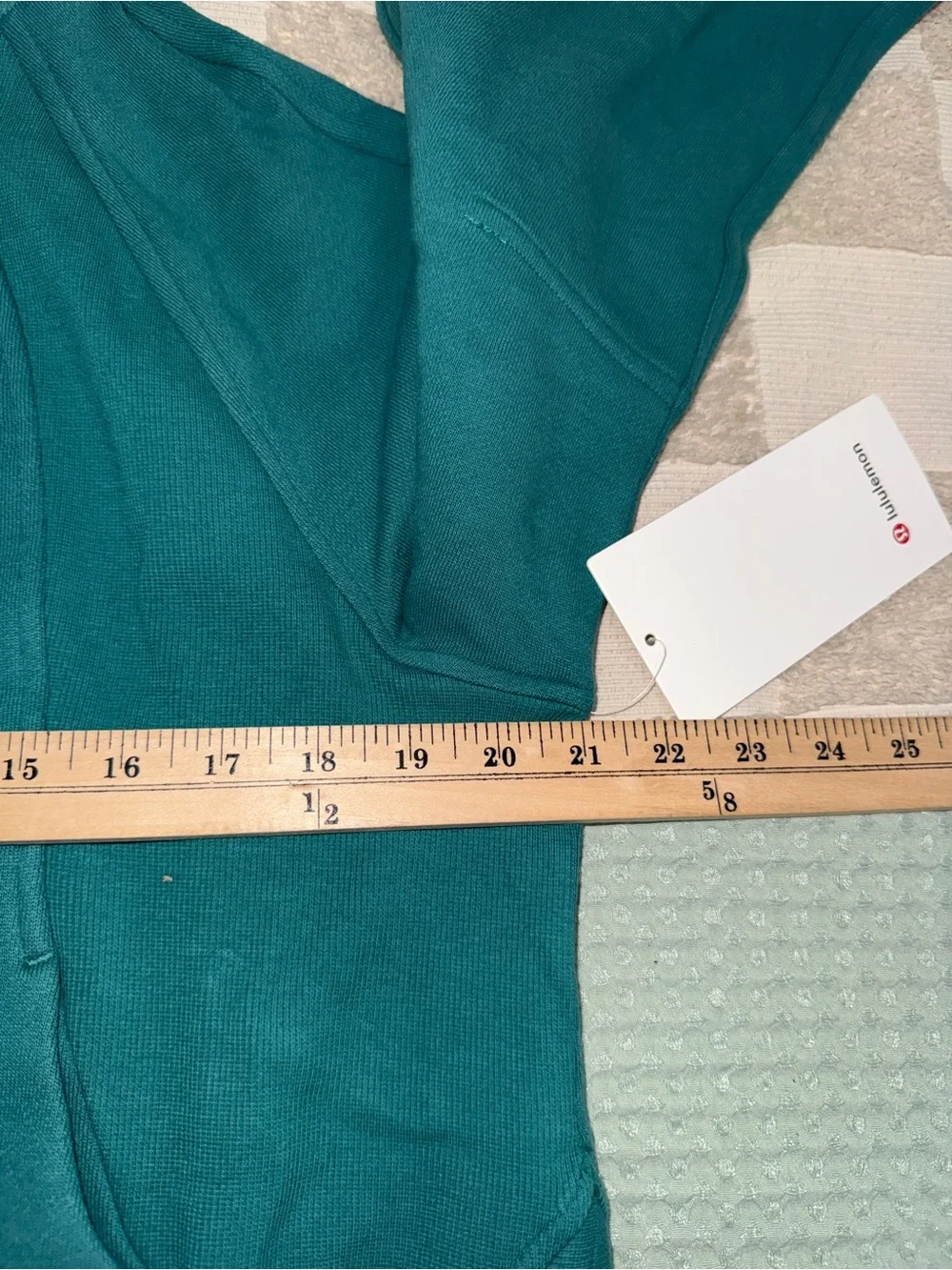lululemon athletica vibrant teal