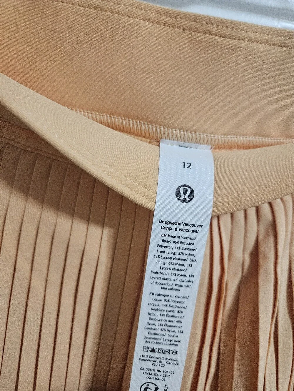 lululemon athletica pleated athletic