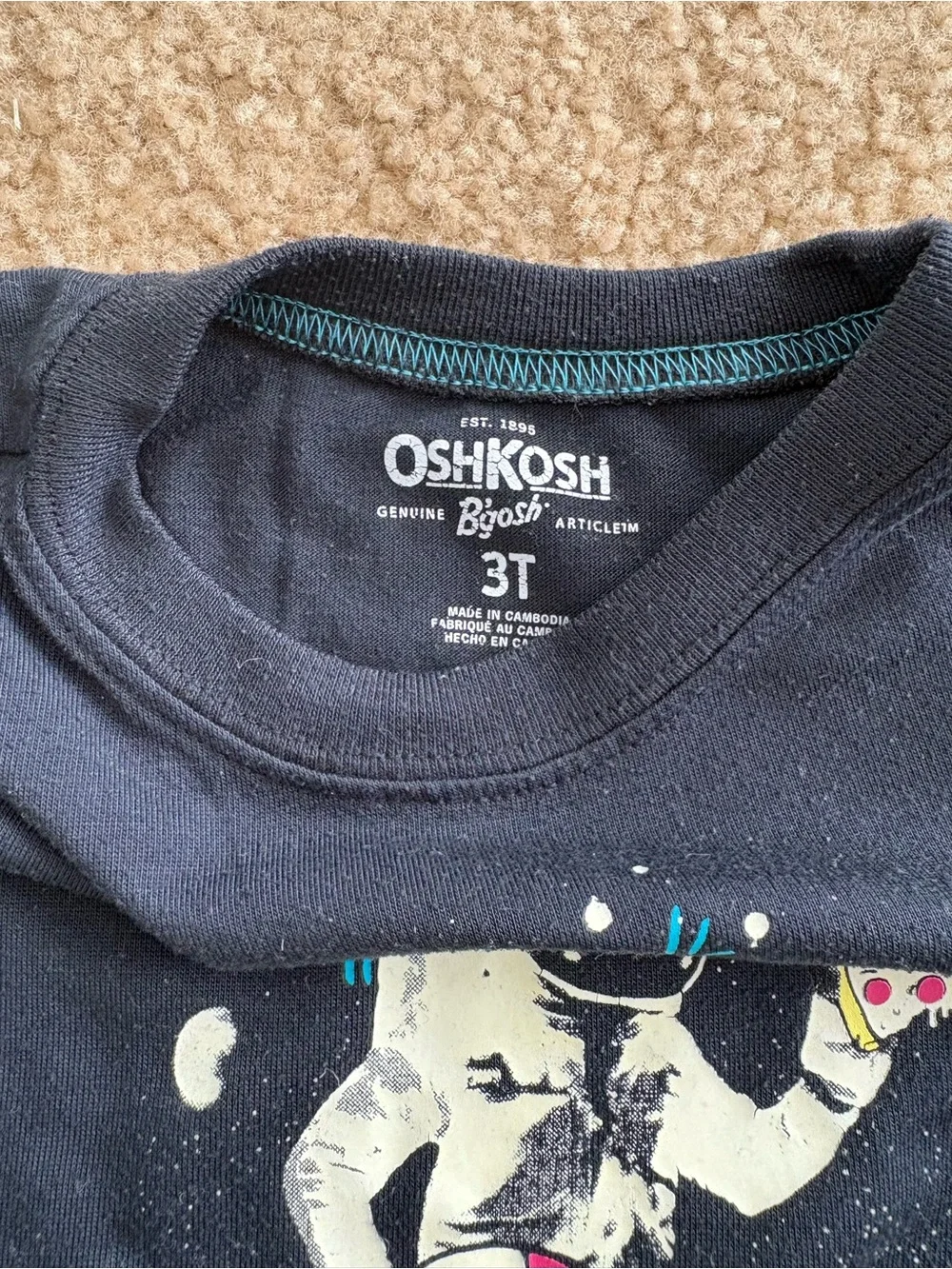 OshKosh Bgosh black short