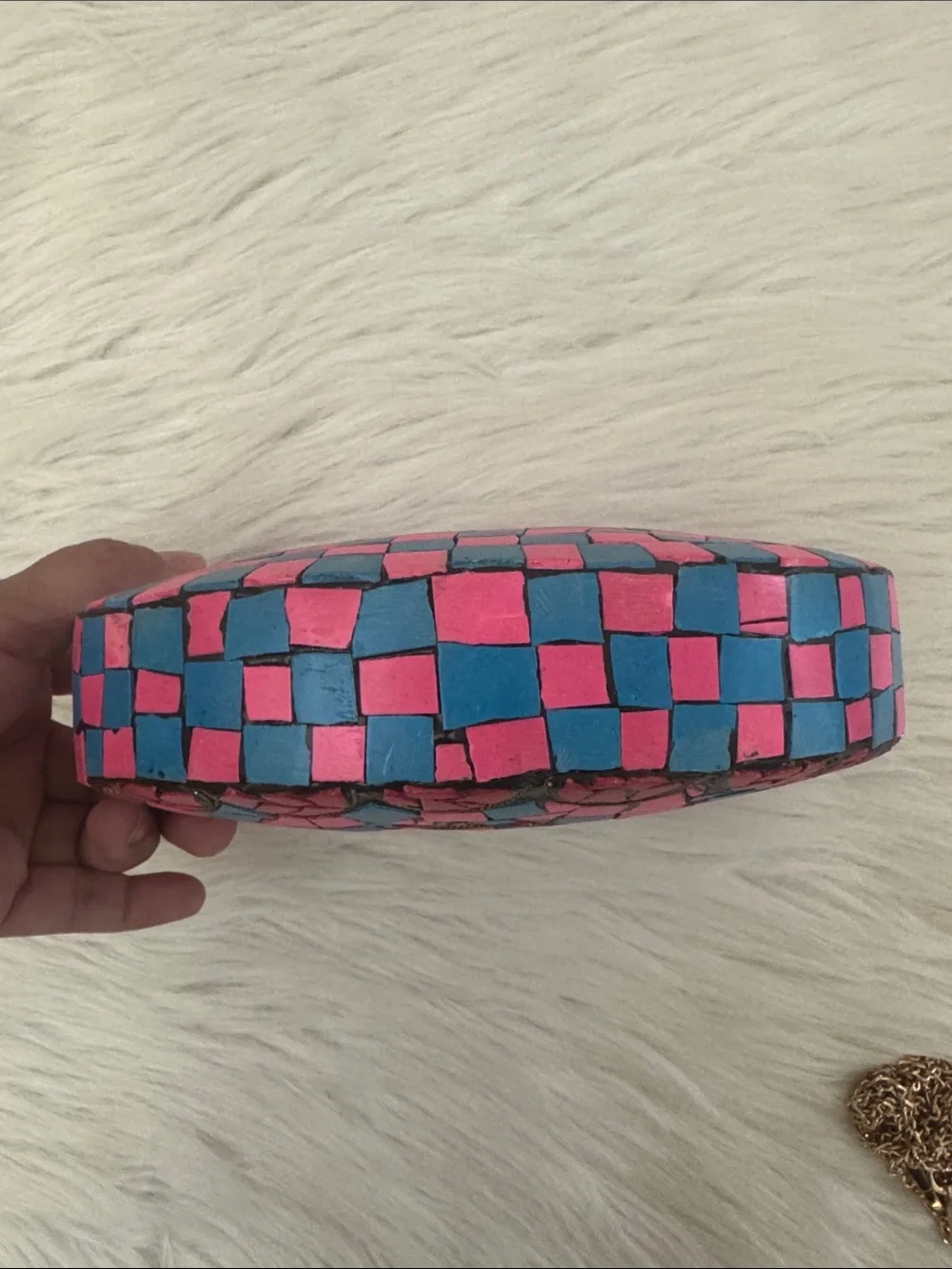 Ramla texture crossbody