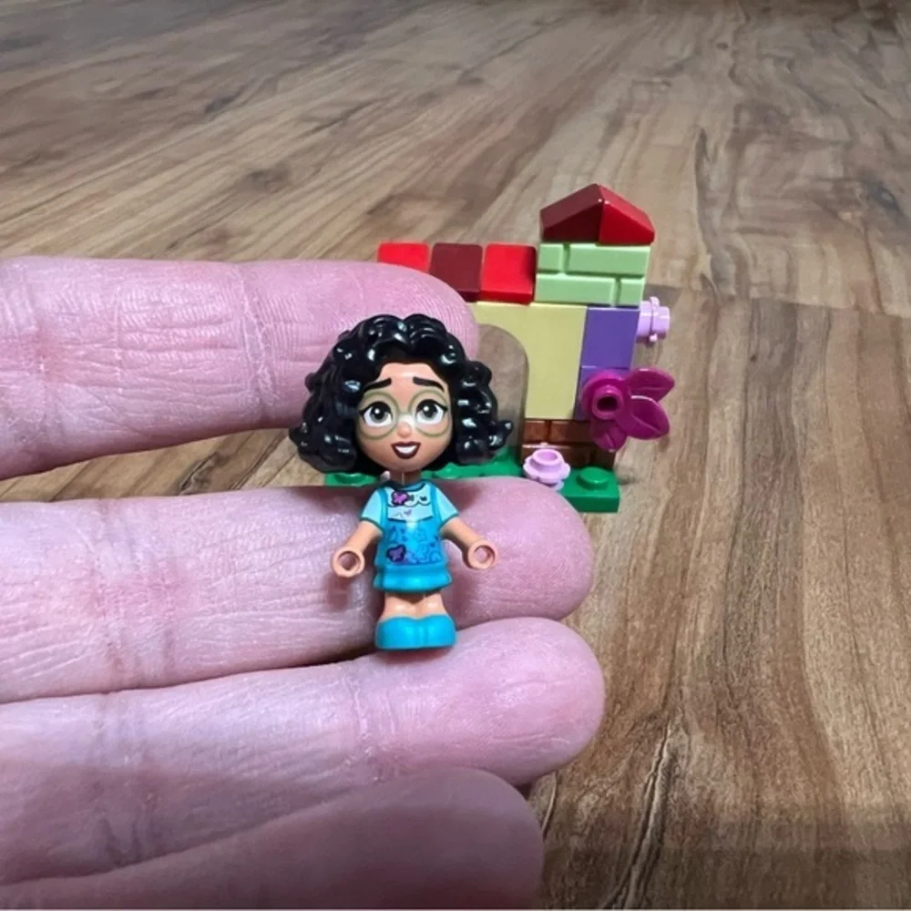 LEGO Disney Maribel Micro Doll Figure and Madrigal Encanto‎ Princess