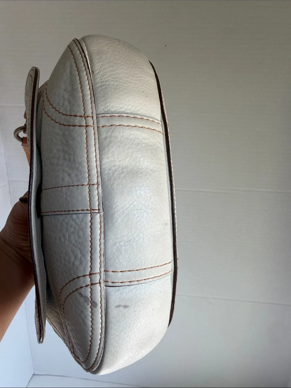 Coach Cream Leather Shoulder Bag with Gold Turn-Lock