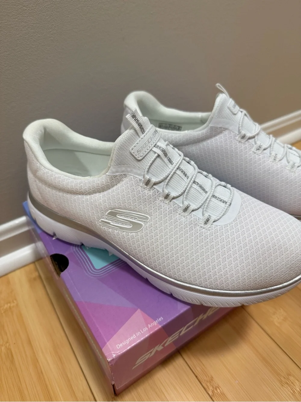 Skechers missing insoles