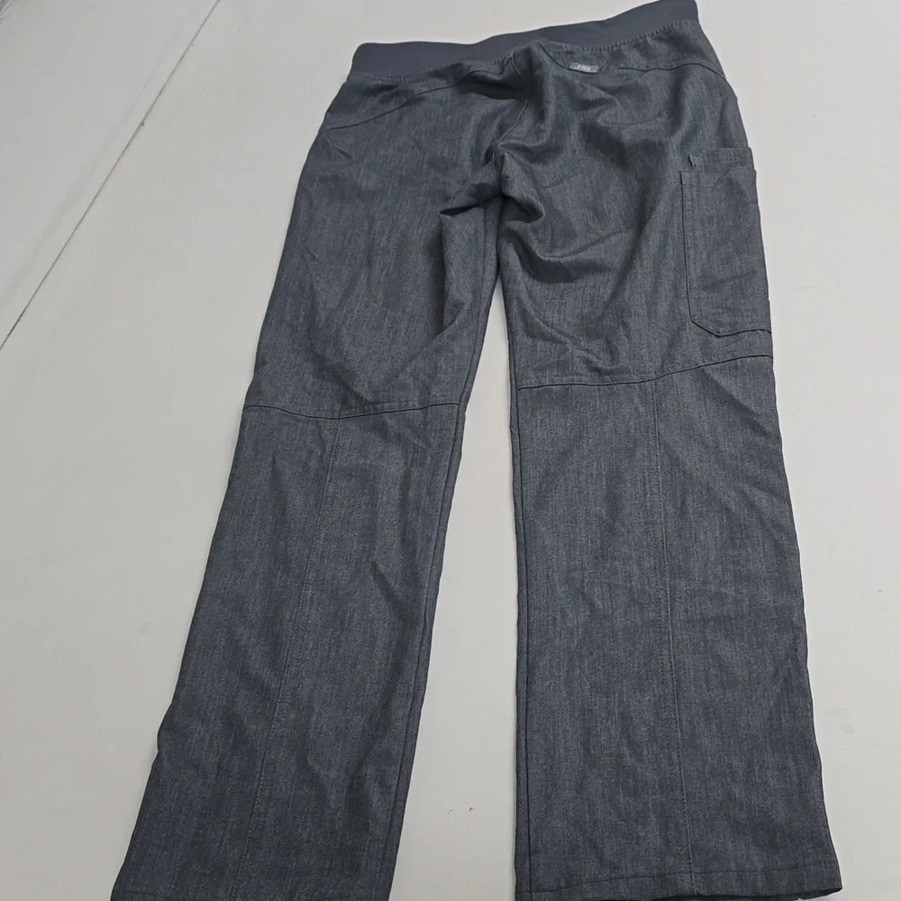 Figs comfortable charcoal