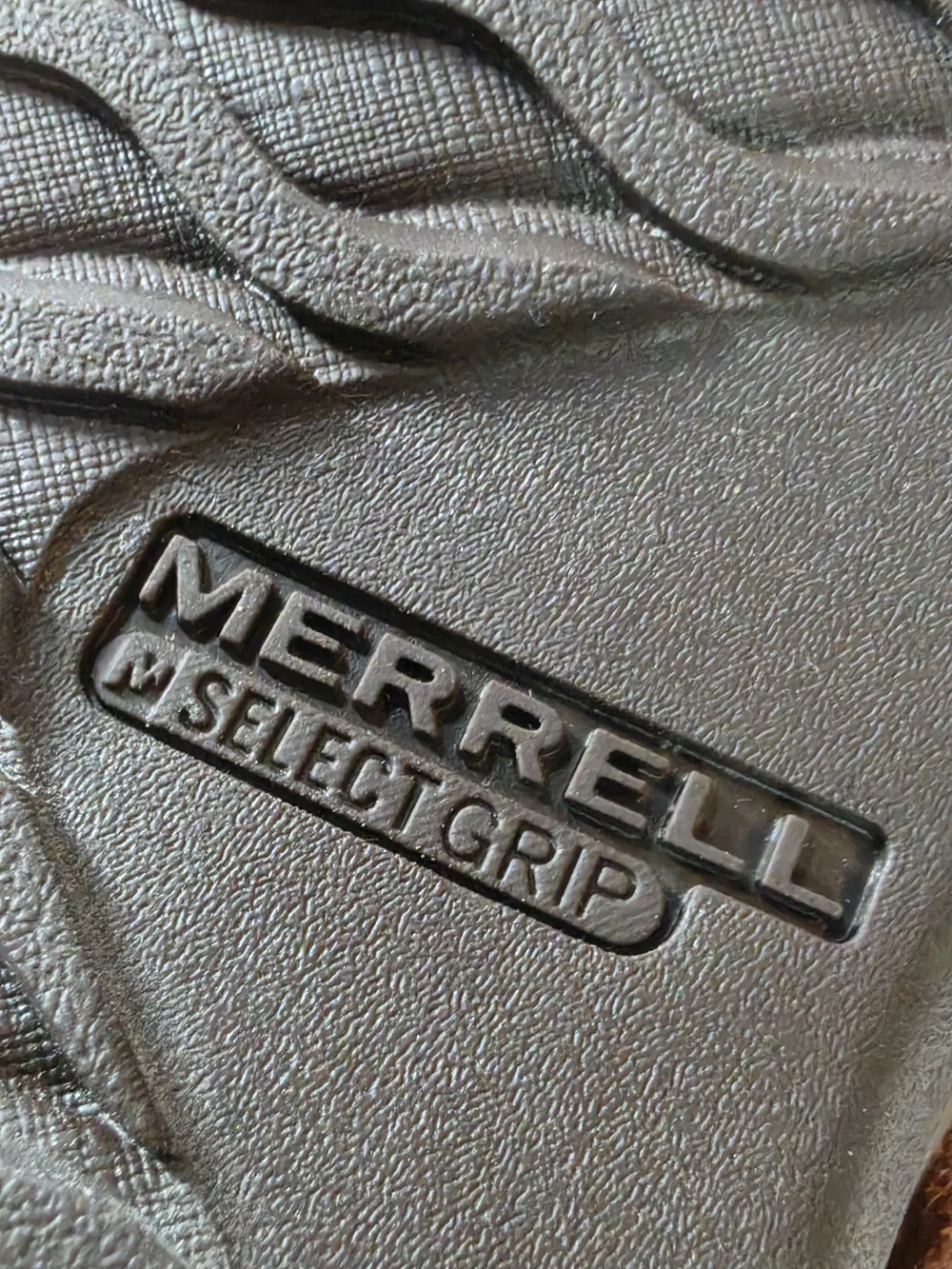Merrell women redwood
