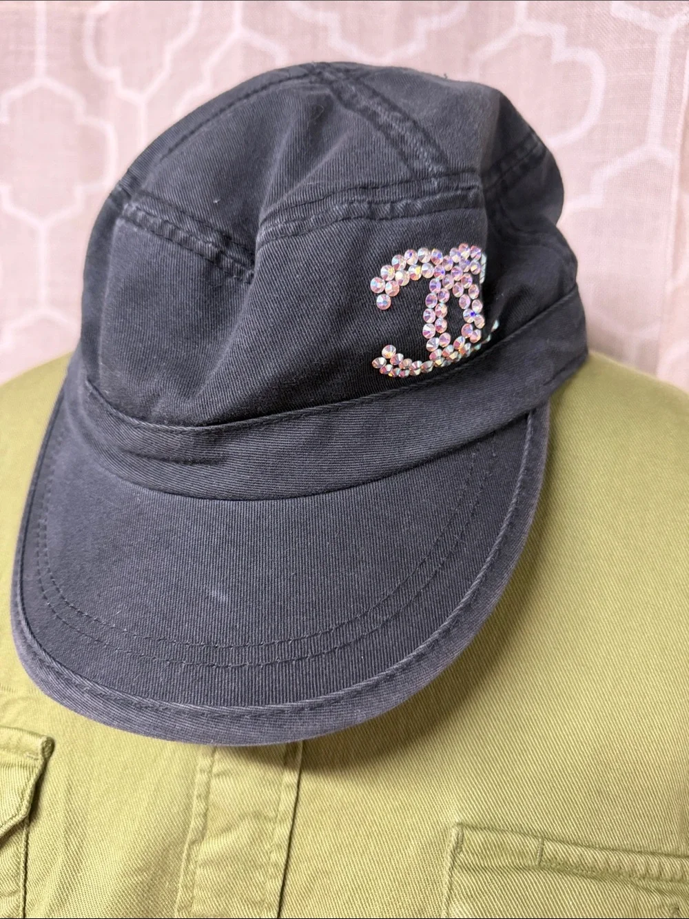 N/A black chanel