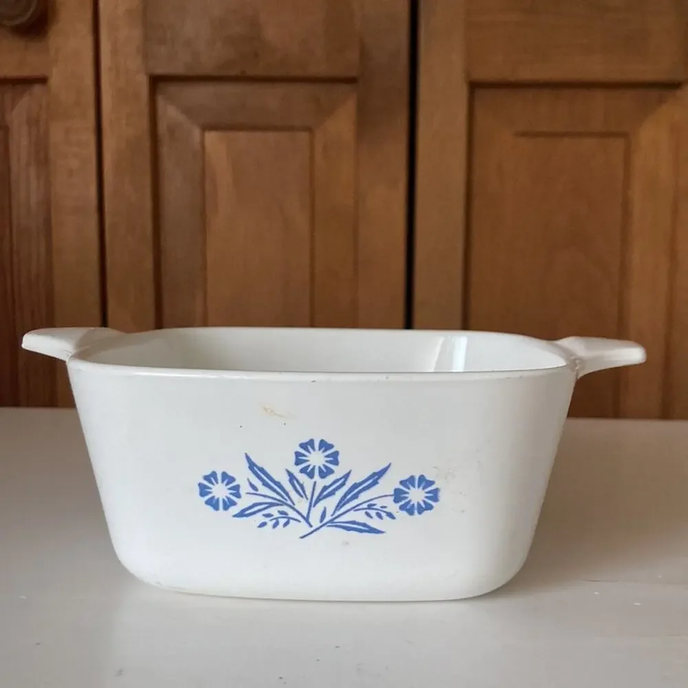 Vintage Corningware Blue Cornflower P-43-B 22oz Petite Pan